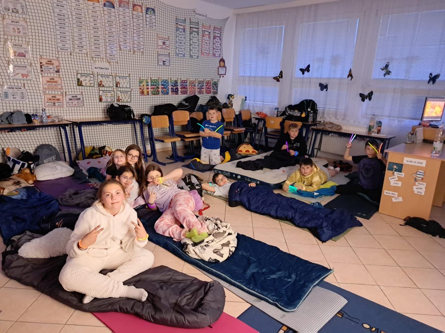 Spaní ve škole
